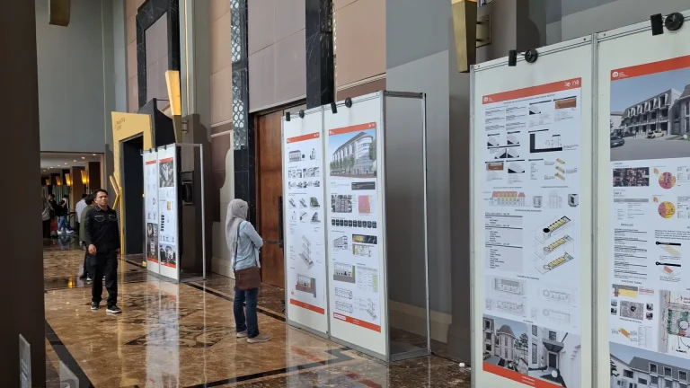 Still 2025-12-14 200244_1.19.1