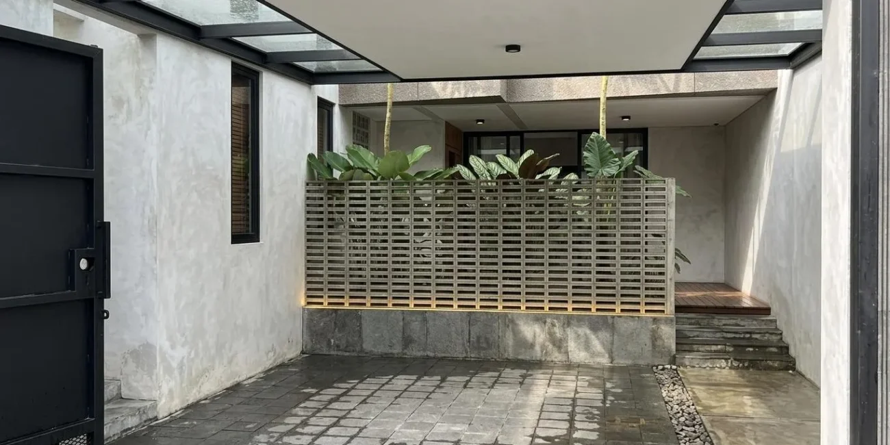 jasa-arsitek-jogja-rumah-tinggal-1-lantai-modern-tropis-pak-rio-karawang-jawa-barat-rancangrekaruang (12)
